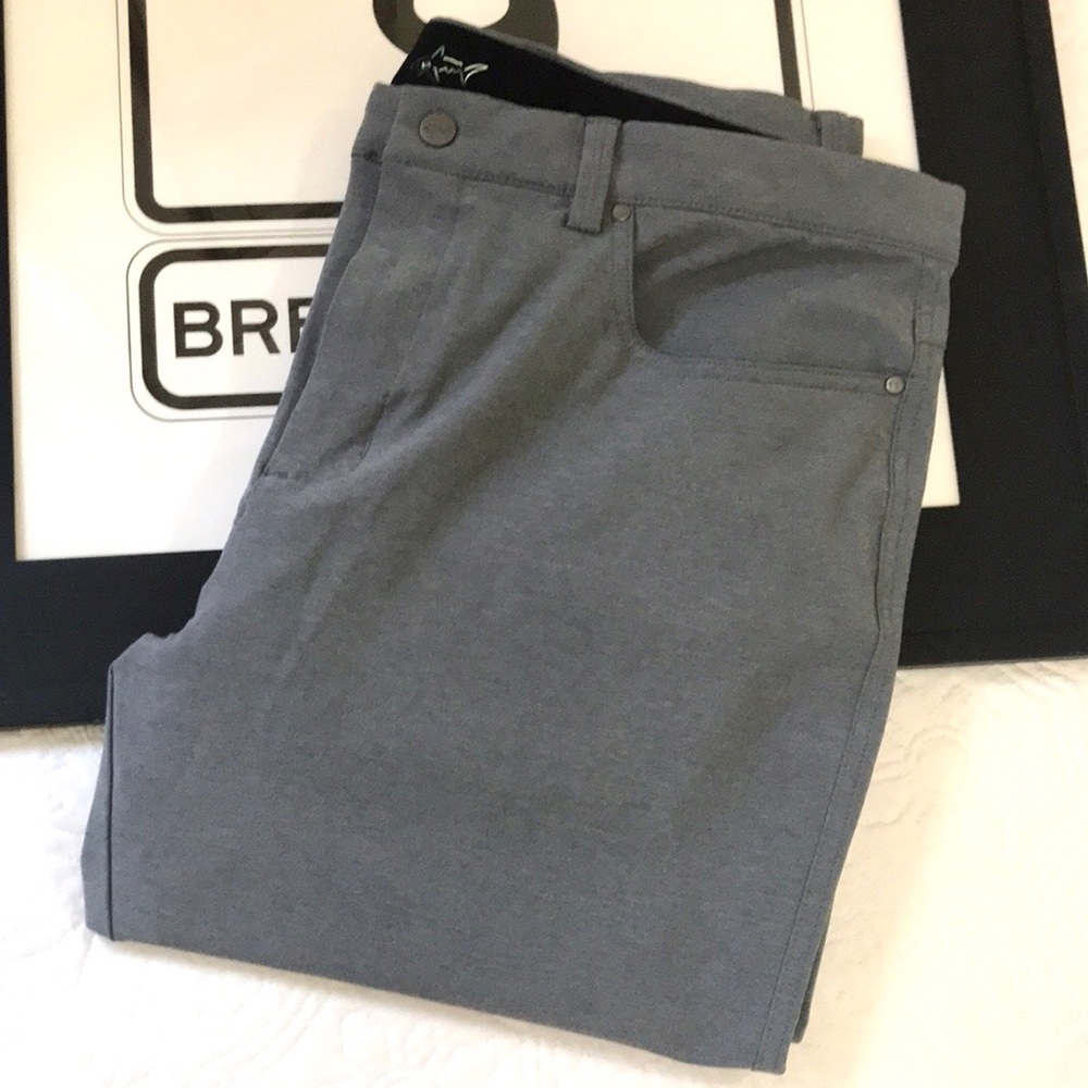 Greg Norman Men’s Performance Stretch Pant Grey